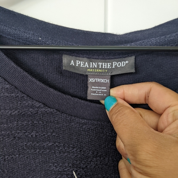 EUC Pea in the Pod navy sweatshirt - Picture 3 of 3